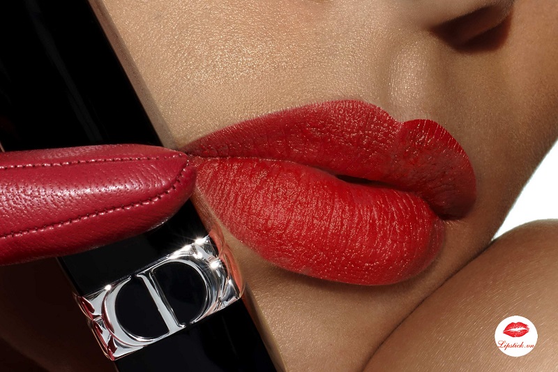 swatch-dior-rouge-matte-888-strong-red