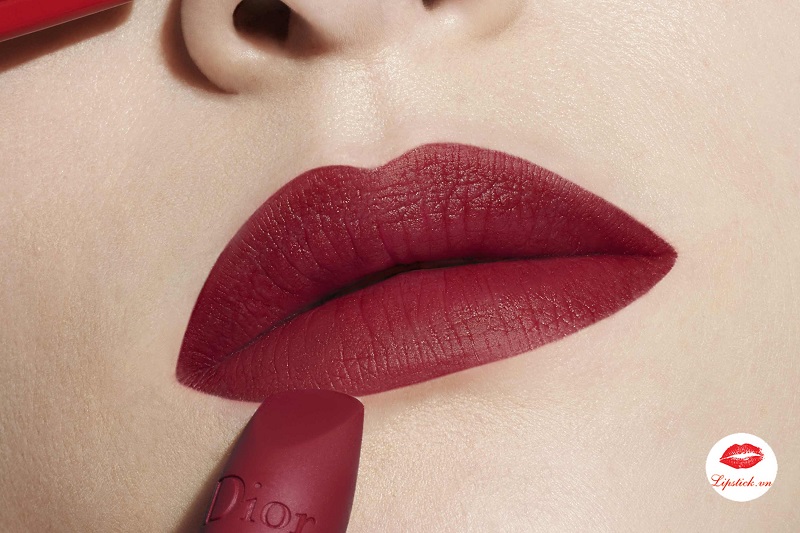 swatch-son-dior-matte-mau-666-rouge-en-diable